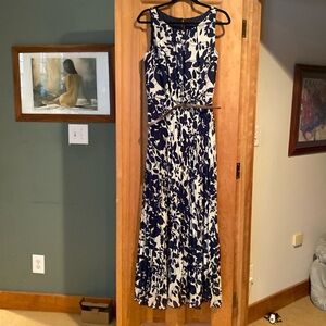Floor length Jessica Howard Dress